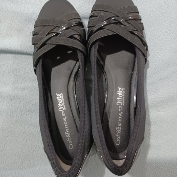 Black Wedges - Picture 2 of 4